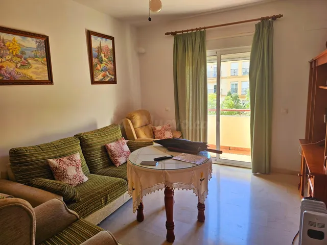 Coin: Se vende magnifico Piso con 3 dormitorios, trastero y  - foto 3