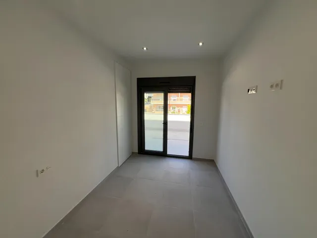 NUEVA VILLA CON PISCINA PRIVADA — 10