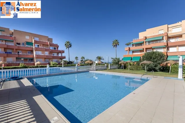 Piso en Jardines del Mar, Salobreña. — 33
