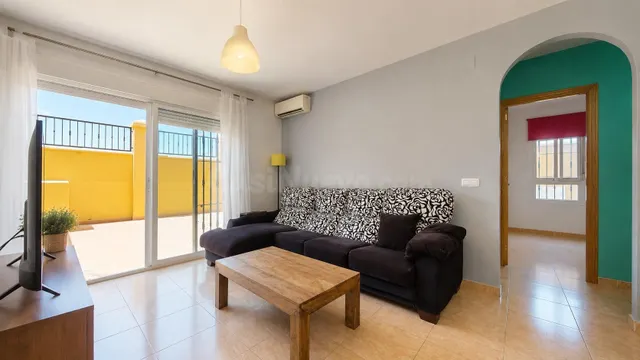 Amplio y Luminoso Piso en Puebla de Vícar - €179,900 - foto 4