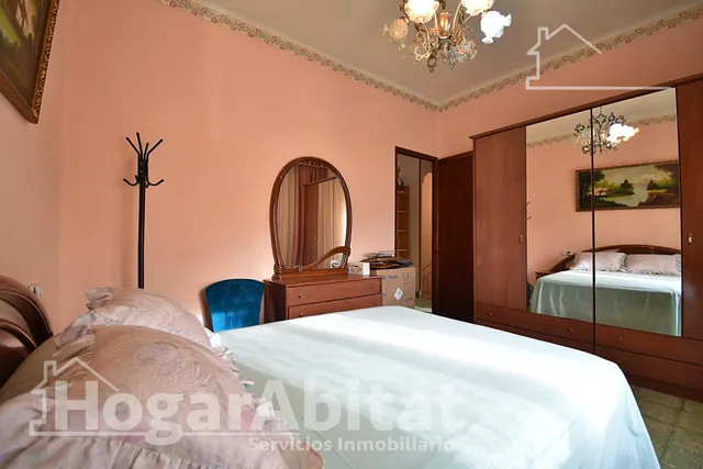 CASA CON TERRAZA Y VISTAS DESPEJADAS A LA MONTAÑA — 16
