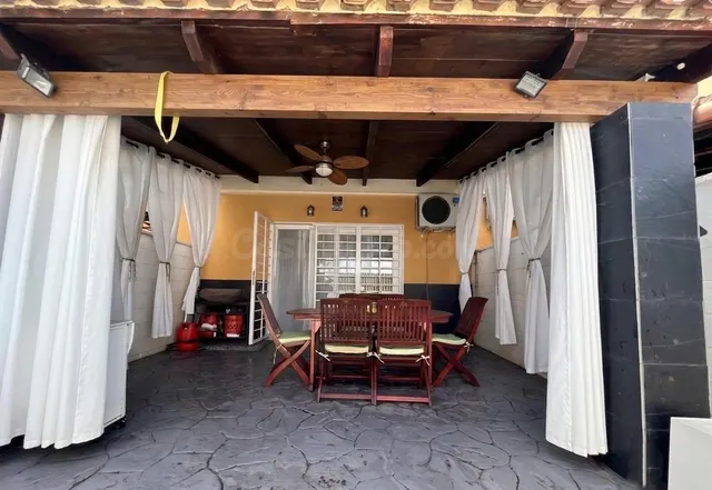 Espectacular chalet adosado con piscina - foto 4