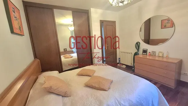 AMPLIO BAJO DE 3 habitaciones, CON TERRAZA JARDÍN A ESCASOS METROS DE LA PLAYA. ORIÑON — 12