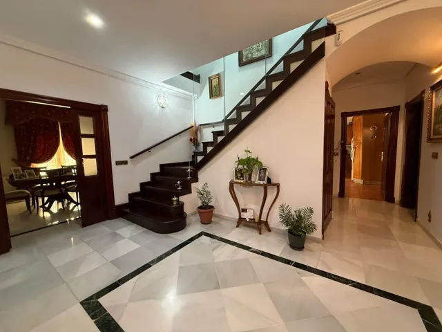 Chalet 6 habitaciones 572m² en venta - Andalucia — 28