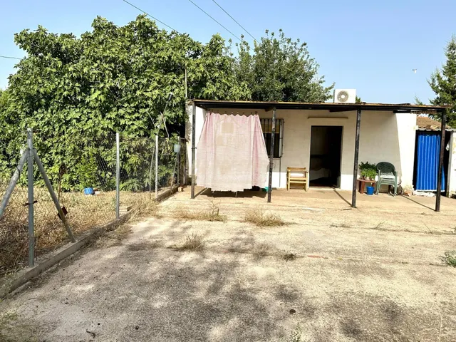 ZONA HIGUERON - Parcela de terreno de 1.300m con salón campe - foto 2