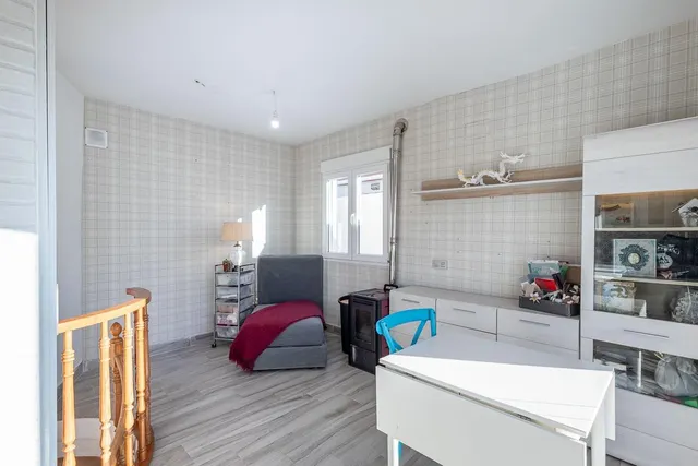 ESPECTACULAR TRIPLEX EN CHURRIANA — 18