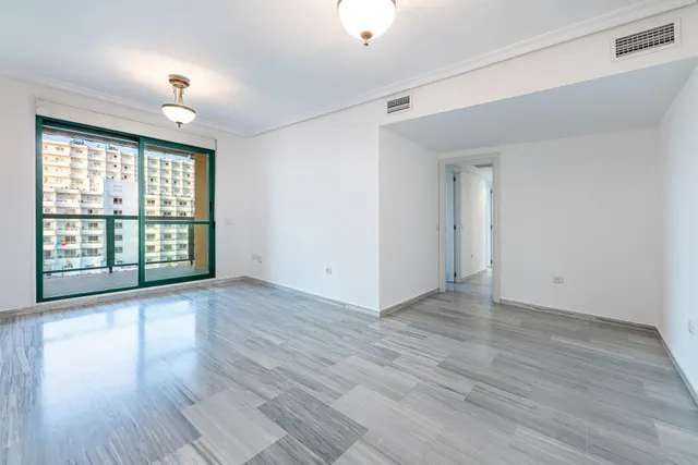 Exclusiva vivienda en primera línea de playa en el bajondillo – Torremolinos — 8