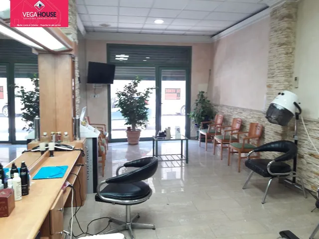 SE VENDE BAJO COMERCIAL EN ORIHUELA — 2