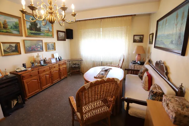 SE VENDE PISO DE 3 DORMITORIOS, SALÓN COMEDOR, COCINA INDEPE - foto 3