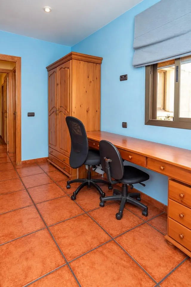 Amplio y acogedor piso de 3 dormitorios en Santa Rosa — 15