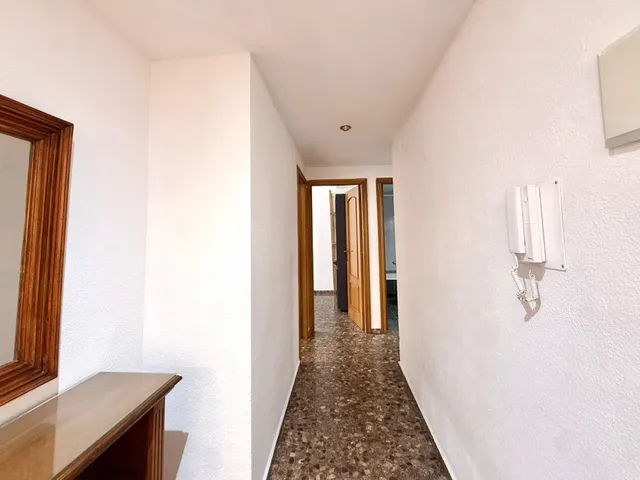 Piso de 4 habitaciones en alquiler en Torrent — 27
