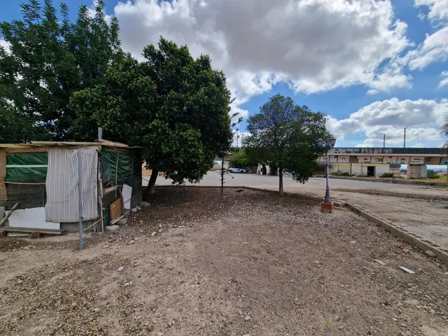 CHALET PARA ENTRAR A VIVIR EN LA ZONA estación DEL AVE — 28