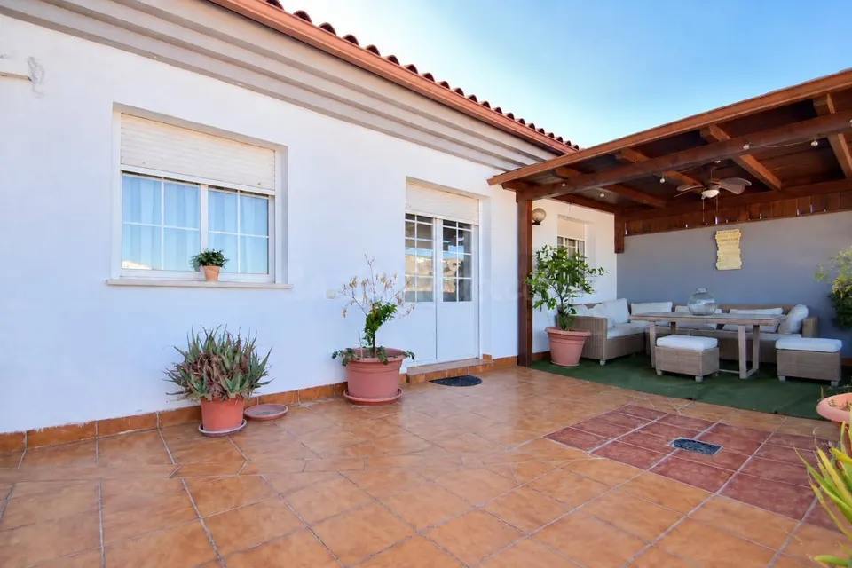 ¡¡Ático en venta en Atarfe con gran terraza!!