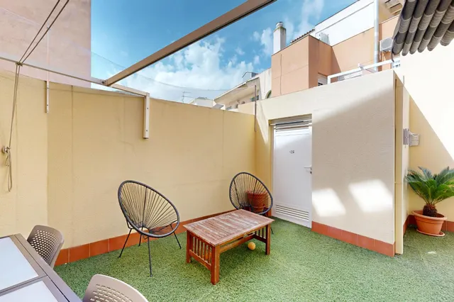 DUPLEX EN ROCHE — 32