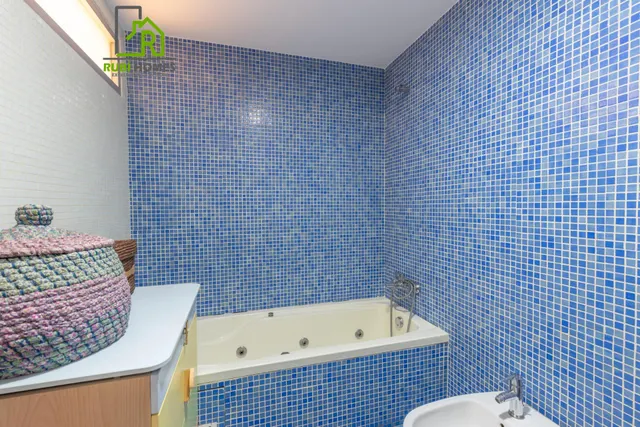 Espacio, confort y calidad: magnífica vivienda unifamiliar adosada — 40