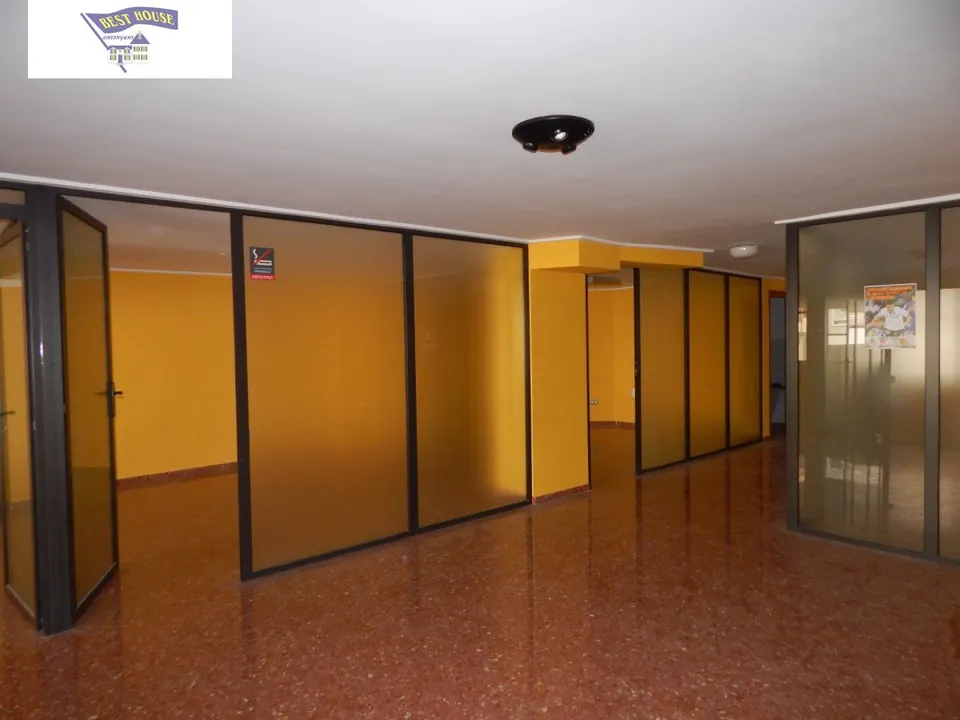 ¡¡LOCAL COMERCIAL ENTRESUELO EN ONTINYENT!!!