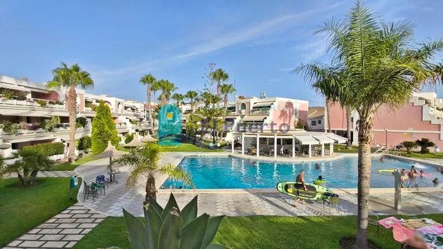 APARTAMENTO REFORMADO EN RESIDENCIAL PUERTO BAHÍA – REF. 182 - foto 2