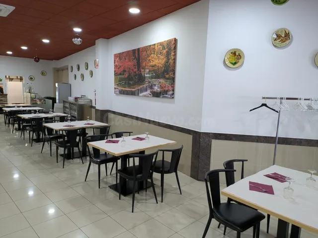 🍽️ ¡Traspaso gran bar-restaurante en el centro de Manresa! 🍻 - foto 3