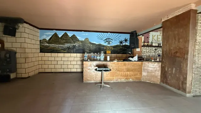 Amplio Local Comercial en el Corazón de Torreaguera por €99,900 — 8