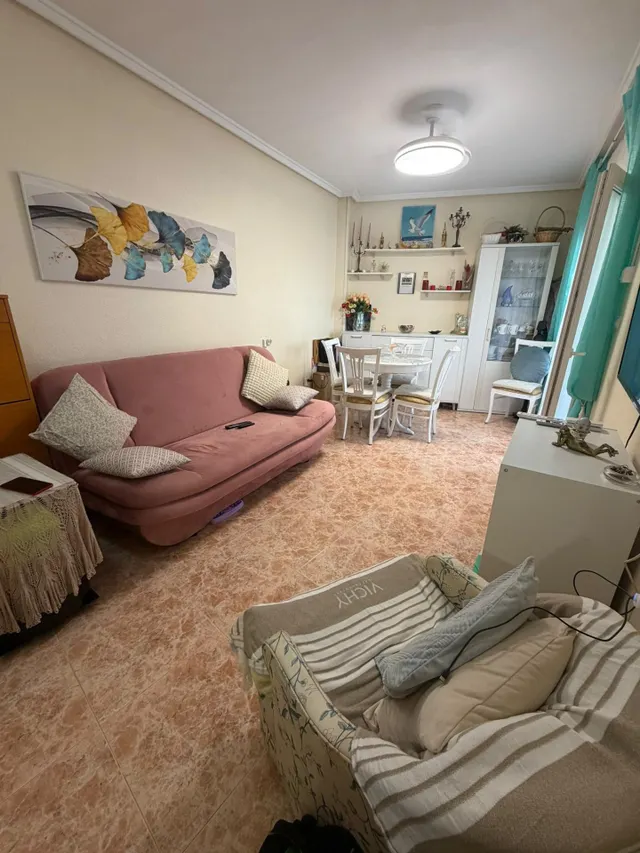 Apartamento con piscina compartida, Alicante, Torrevieja, Playa del Cura. 1 habitación | 54 m2 | A 900 metros del mar — 4