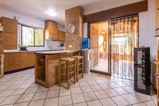 CHALET EN LOS DOLORES — 37