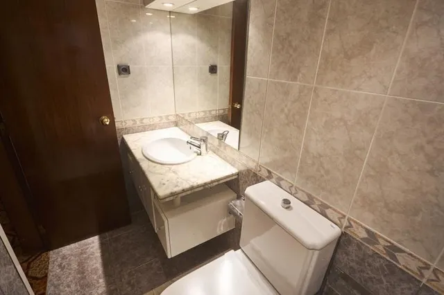 Piso alto y luminoso en galvany — 40