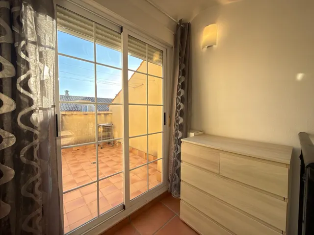 Bungalow con jardín privado, garaje y piscina comunitaria en Santa Pola — 25