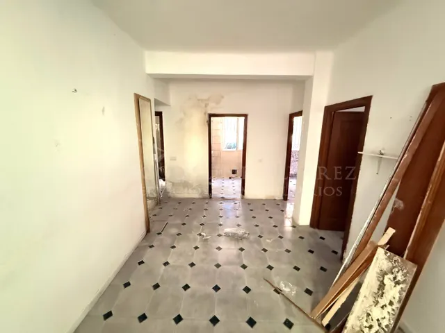 Acogedor piso para reformar de 3 habitaciones en abrantes — 13