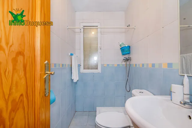 Piso de 3 Dorm. con 2 baños + APARCAMIENTO y TRASTERO — 24