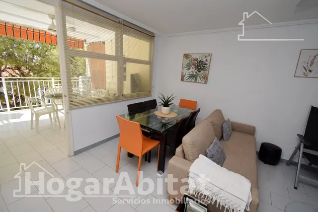 Acogedor apartamento con amplia terraza y plaza de garaje junto a la playa Almadraba — 9