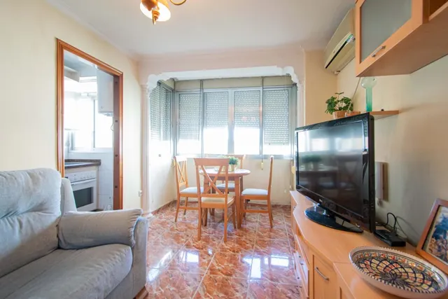 Vivienda en venta en buen estado en c/ Relampaguito - foto 5