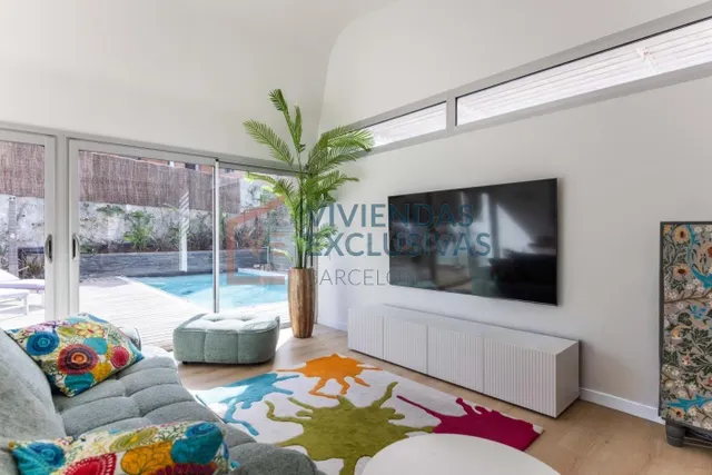 Elegancia contemporánea, luz absoluta y un estilo de vida ex