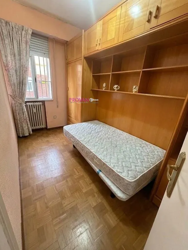 EN VENTA ZONA VALDEZARZA CON 3 DORITORIOS Y TERRAZA!! — 11