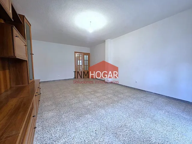 Amplia vivienda de 4 dormitorios con dos terrazas acristaladas en venta la zona sur de Ávila — 8