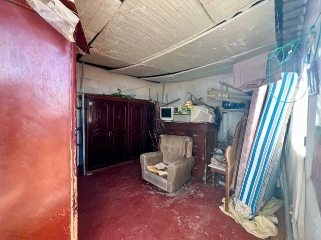 E. PISAZO DE 4 HAB. CON DOS TERRAZAS, DOS BAÑOS. — 48