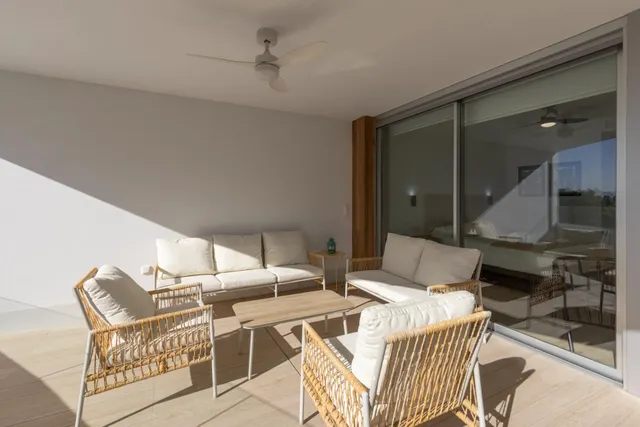 Piso con gran terraza y vistas al Campo de Golf — 36