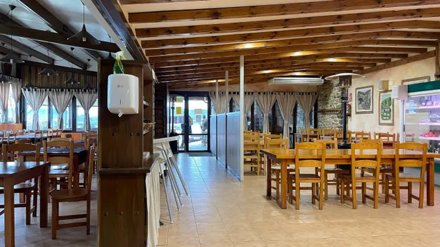 Venta de restaurante y fábrica de embutidos — 8