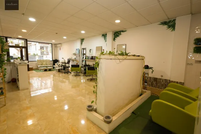 Local comercial en venta – opción conjunta o por separado — 11