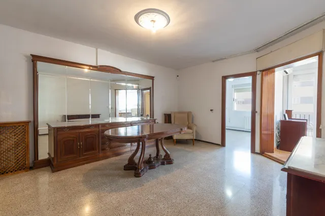Estupendo piso  en la última planta en calle doctor azpitarte — 8