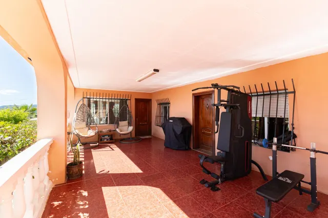 ¡Chalet de Ensueño en Onda con Vistas Panorámicas y Piscina Privada! — 3