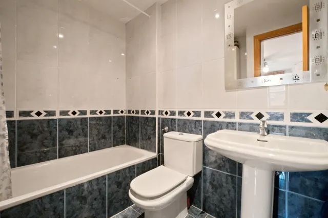 VENTA PISO EN MADRID ZONA BUTARQUE TERRAZA, PARKING Y PISICNA COMUNITARIA!! — 19