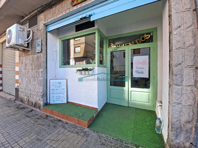 Se traspasa ludoteca-cafetería en Tavernes Blanques — 42