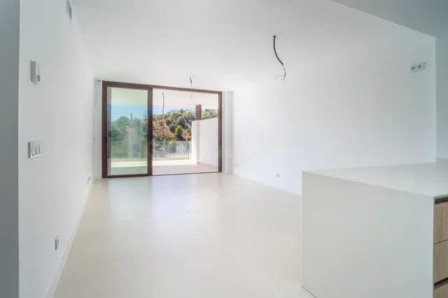 Venta de piso con dos dormitorios en Benalmádena, Málaga, Co - foto 5