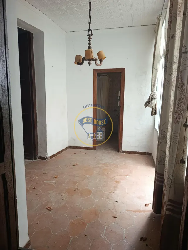 Oportunidad amplia casa de pueblo en Montesa para reformar a tu gusto — 27