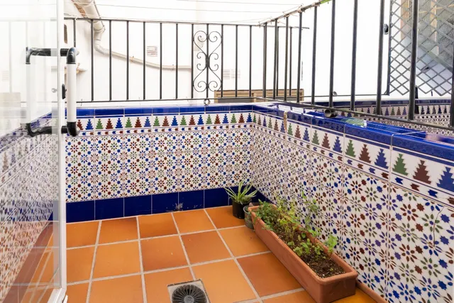 Gran casa familiar de 3 plantas en Ronda de Poniente — 12