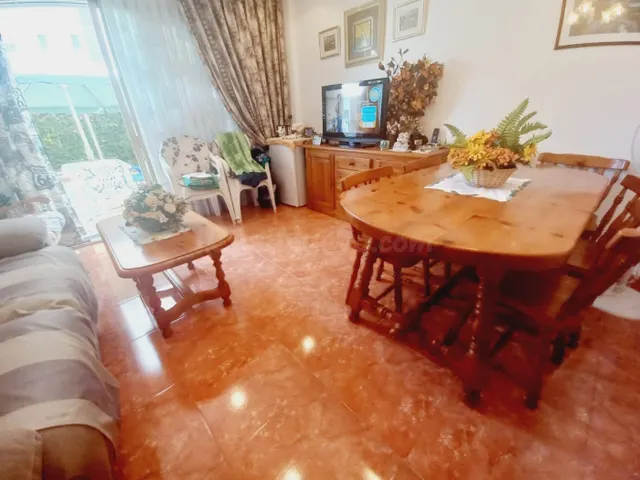 ADOSADO 2 DORMITORIOS 2 BAÑOS LEVANTE — 3