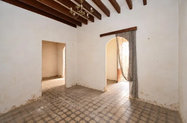 Casa para reformar con jardín en Sa Pobla — 8