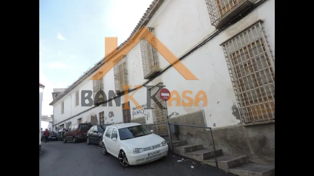 SE VENDE CASA ANTIGUA EN BERJA ZONA MERCADO DE ABASTOS — 36