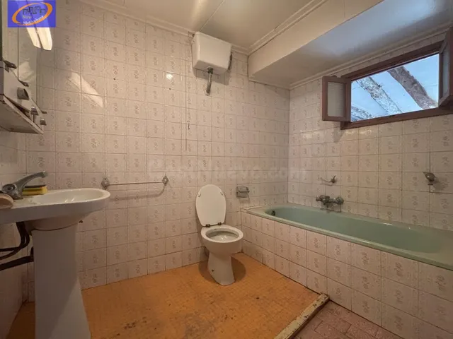 CASA PARA REFORMAR A TU GUSTO EN UTIEL - foto 5