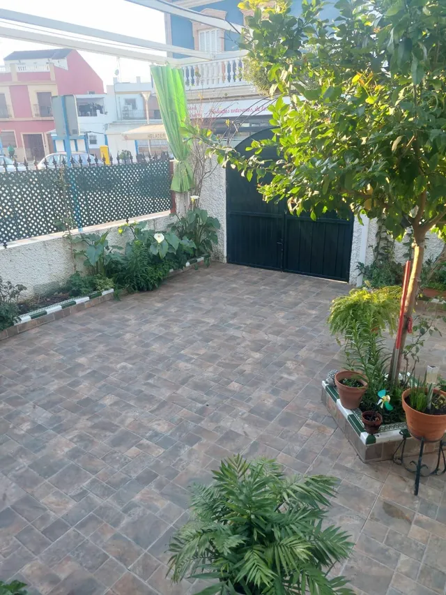 Preciosa casa de esquina en Mairena del Aljarafe — 47